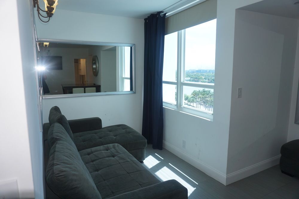 Collins Apartments By Design Suites Miami Beach Buitenkant foto