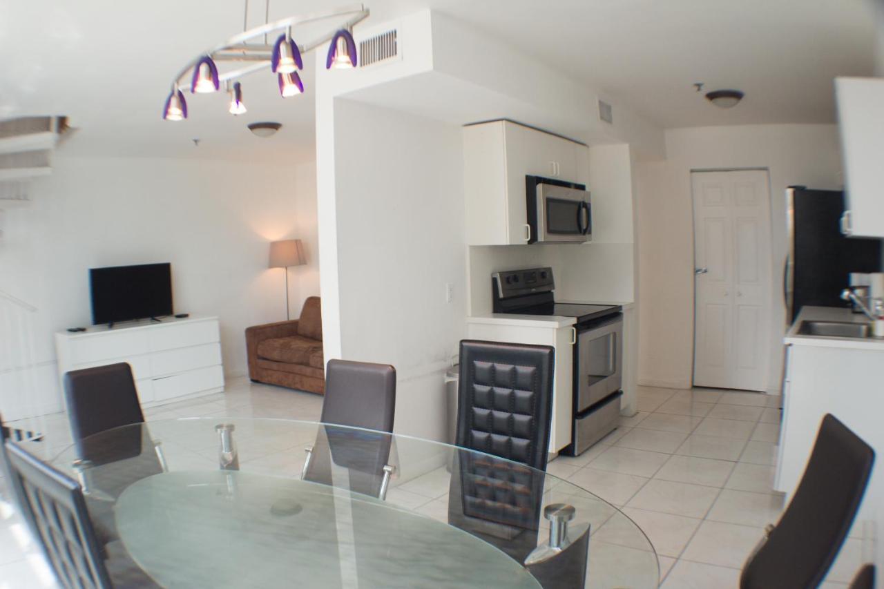 Collins Apartments By Design Suites Miami Beach Buitenkant foto